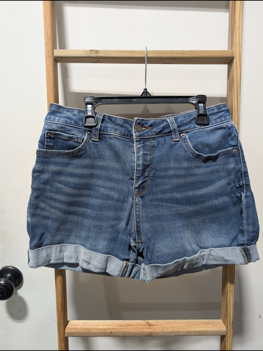 Time and Tru ♥️ Medium Blue Roll-Cuff Jean Shorts